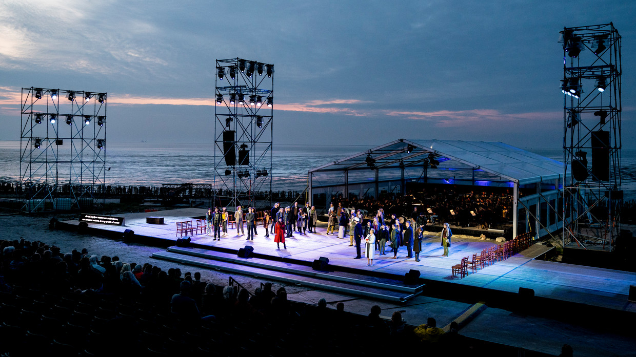 Over het wad klinkt een opera van Benjamin Britten